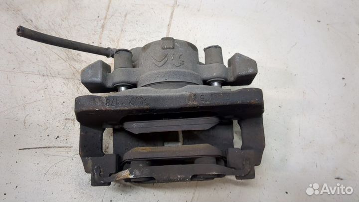 Суппорт Peugeot 3008, 2017