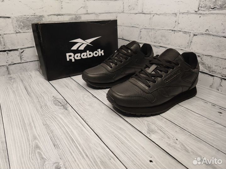 Кроссовки Reebok classic