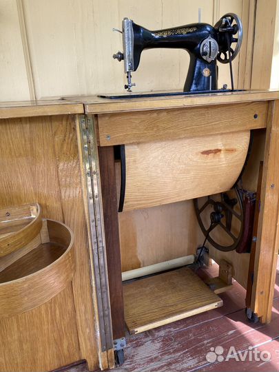 Швейная машинка пмз им. Калинина