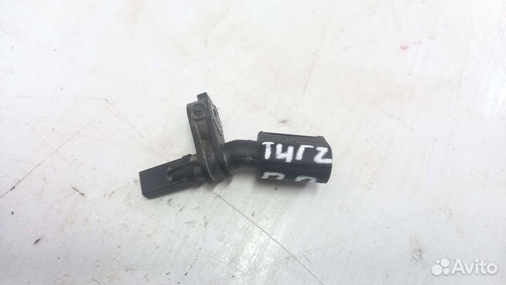 Датчик ABS передний левый Volkswagen Tiguan 2