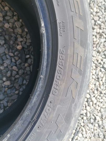 Bridgestone Dueler H/P 255/50 R19 107Y