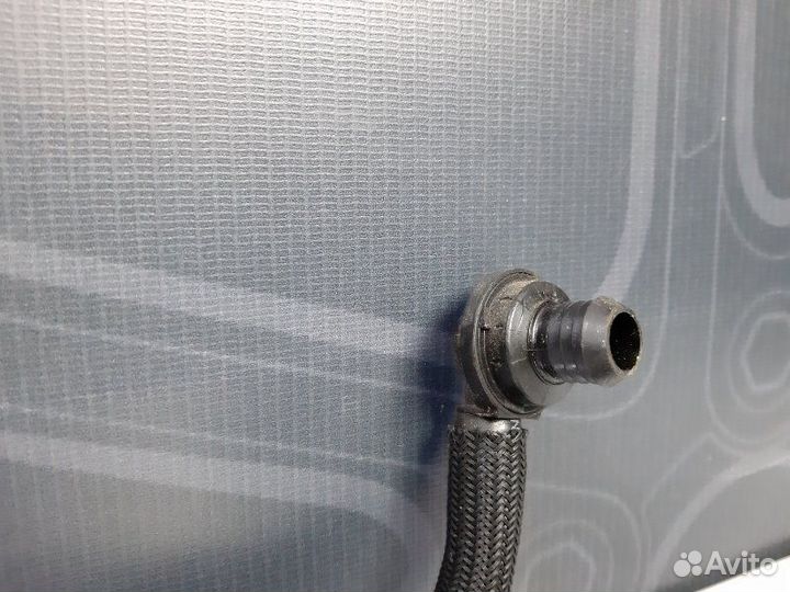 Шланг вакуумный Audi A4 B7 BGB 2005