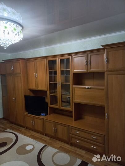 Стенка в гостиную