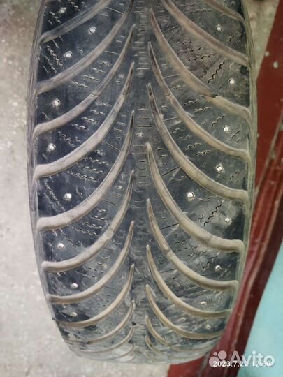 Sava Eskimo Stud 185/65 R15 88T