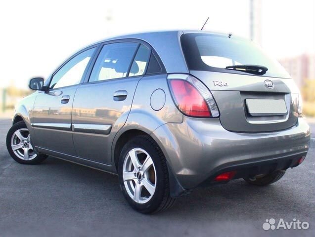 Kia Rio 1.4 AT, 2010, 103 000 км