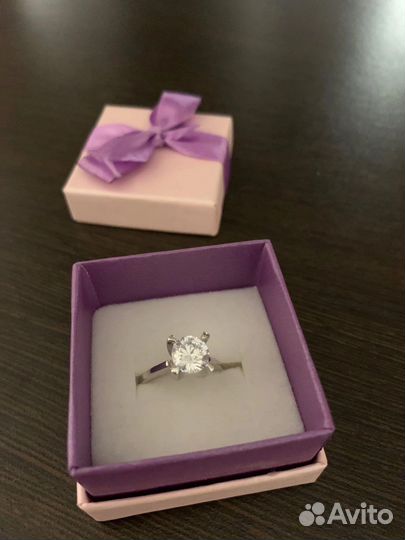 Серебряное кольцо