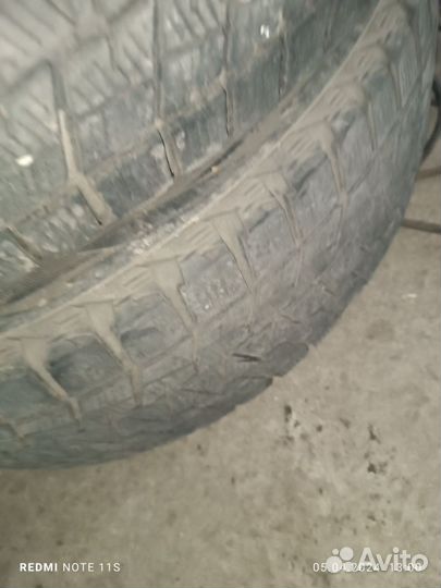 Bridgestone Blizzak DM-V1 225/65 R17