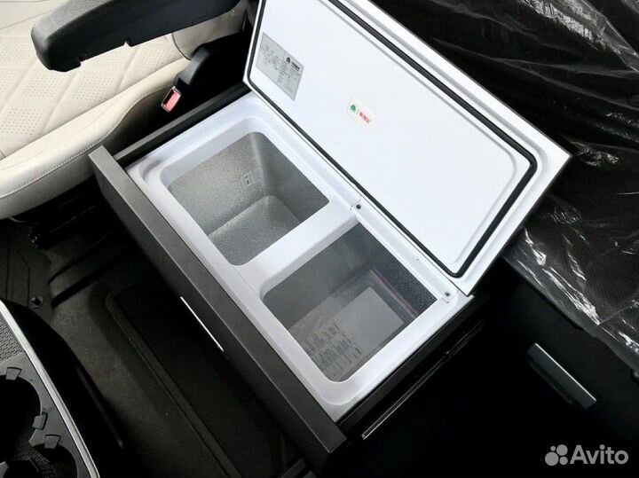 Sitrak C7H Max, 2023