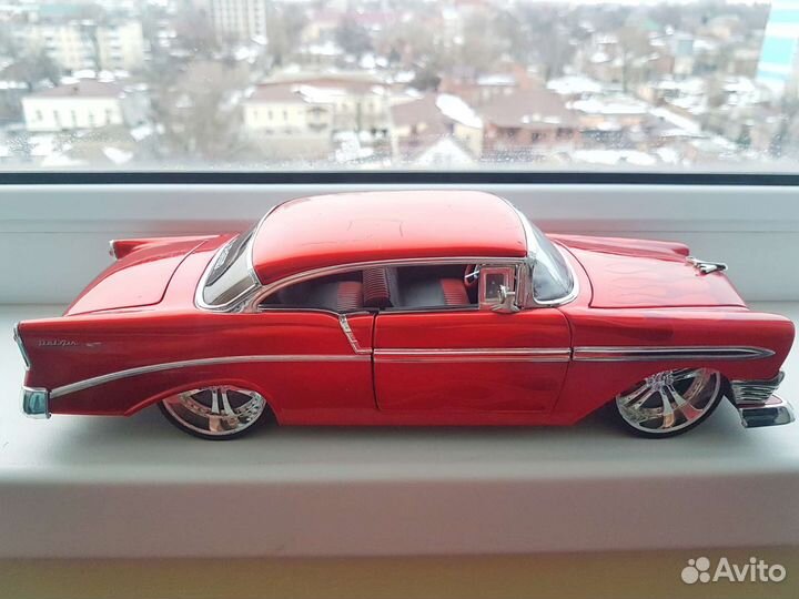 Модель Chevrolet Belaire 1956 DUB city 1:18