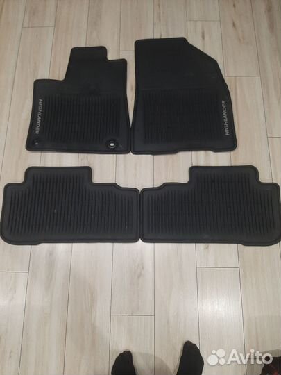 Автомобильные коврики Toyota Highlander