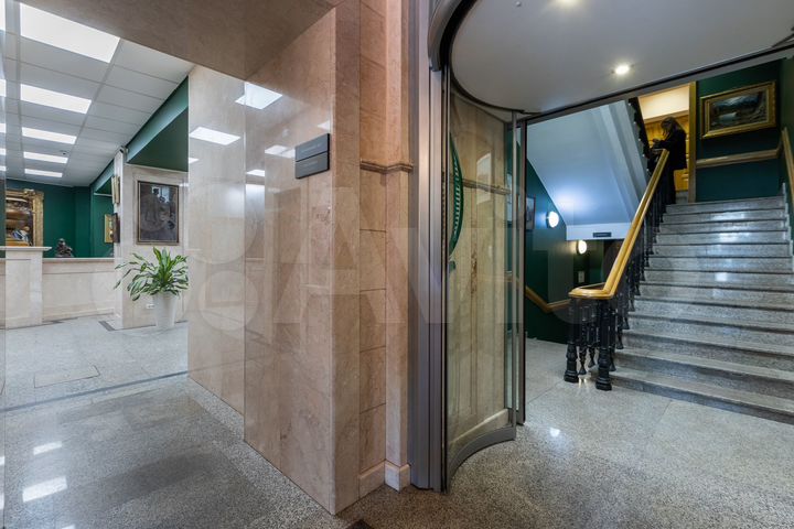 Здание, 2757 м²