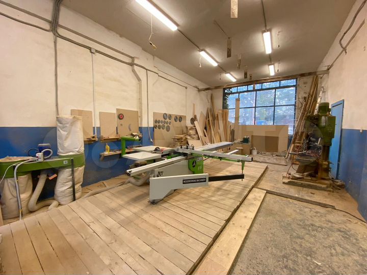 Производственное помещение, 356 м²