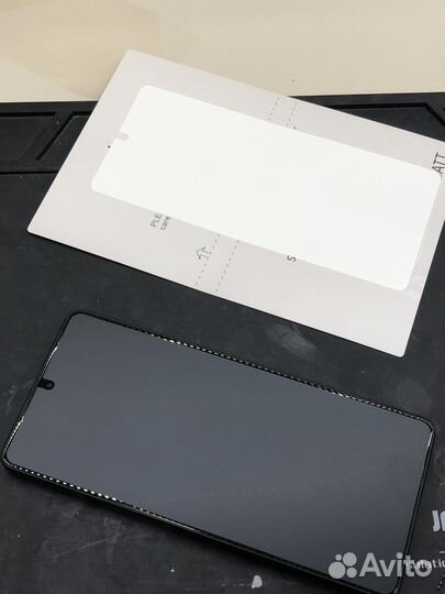 Гидрогелевая пленка на все телефоны