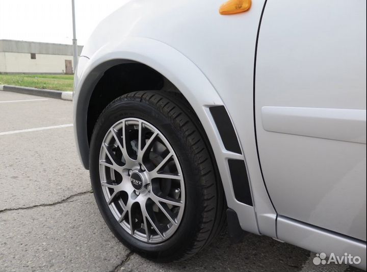 Накладки на арки Лада Гранта