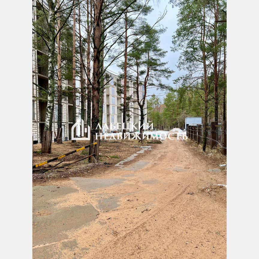 1-к. апартаменты, 43,3 м², 1/6 эт.