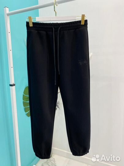 Спортивные штаны