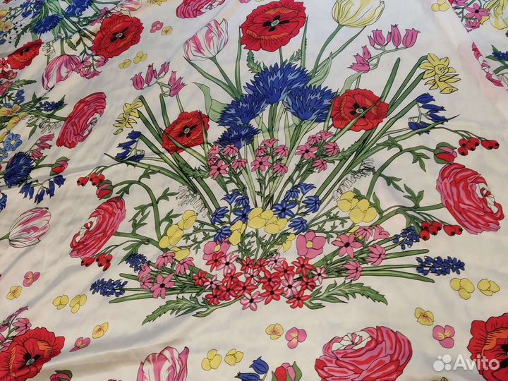 Платок большой, новый