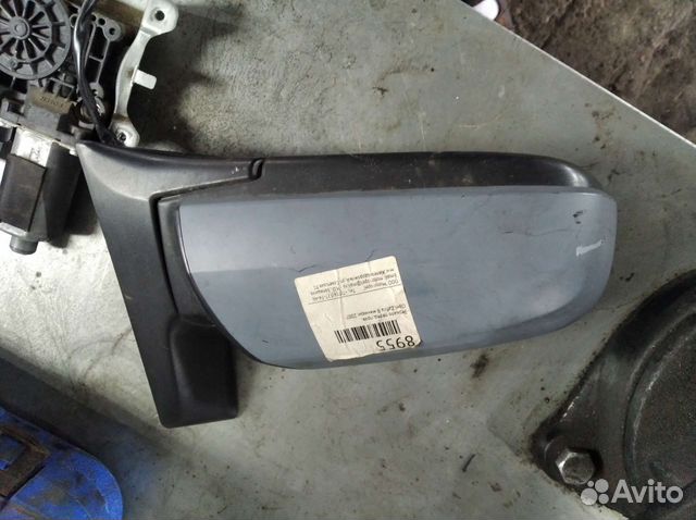 Зеркало правое Opel Zafira B