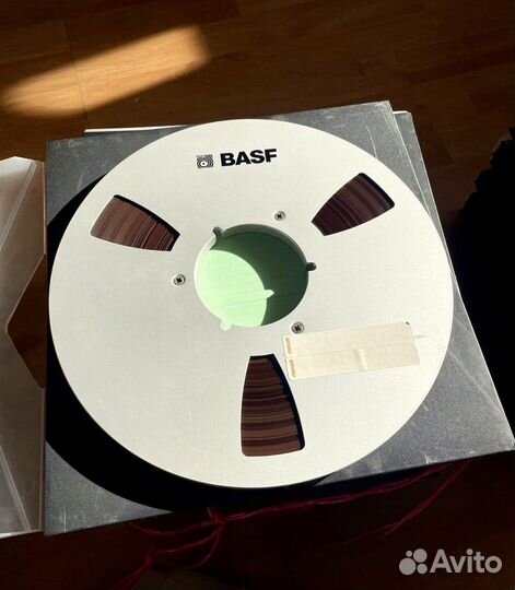 20шт Катушка 27 basf maxell и др с лентой в боксах