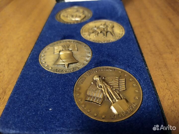 Памятные медали к 200-летию независимости США.1976