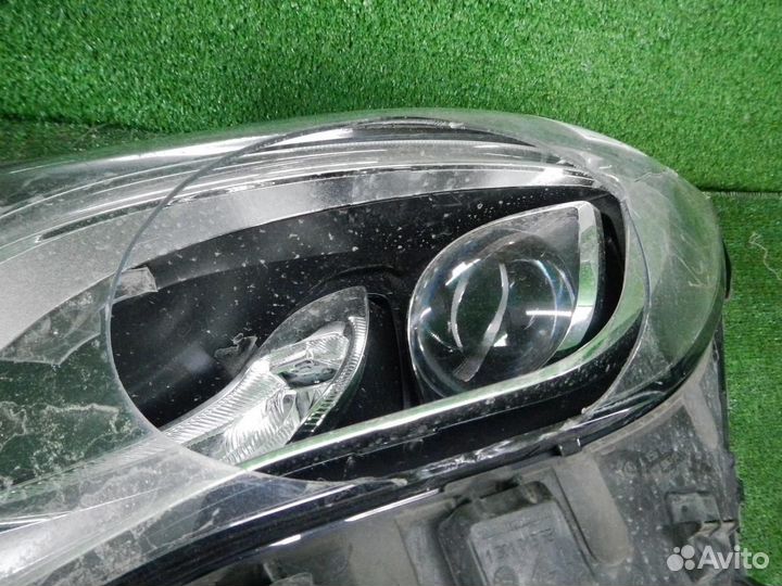 Фара левая Mercedes-Benz GLA-Class