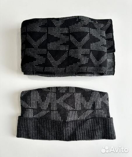 Комплект шапка и шарф унисекс