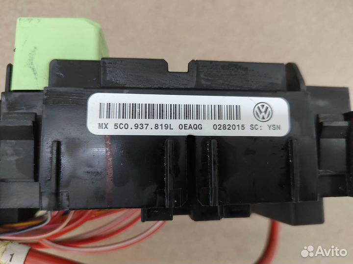 Блок предохранителей и реле VW Jetta 6 5C0937819L