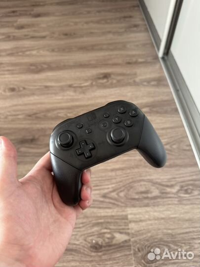 Nintendo switch Pro controller