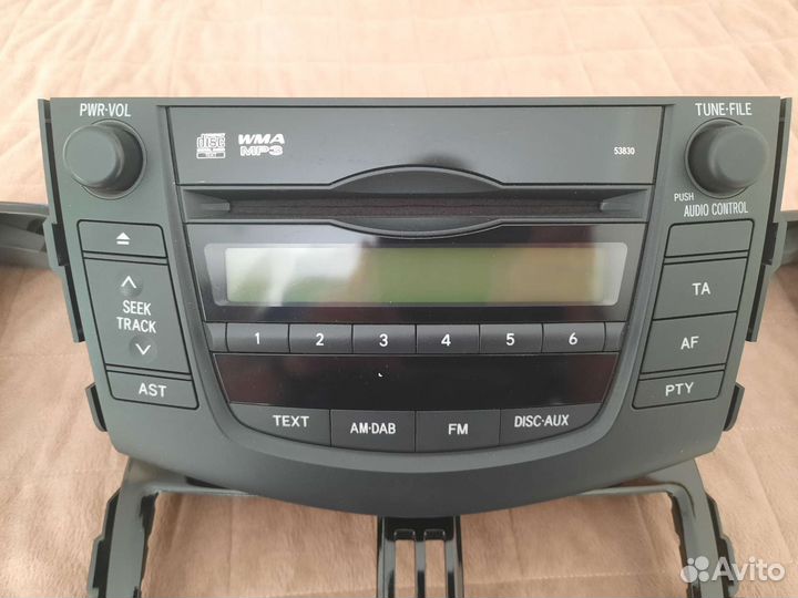Автомагнитола на toyota rav4
