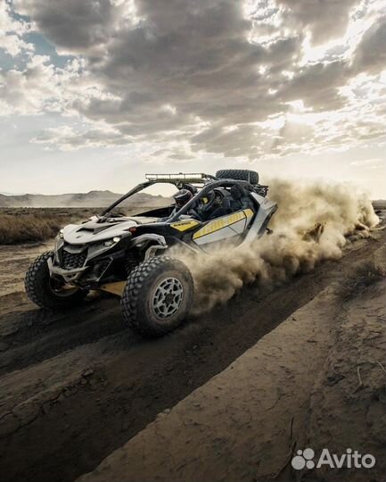 BRP Can-Am Maverick R X RS Smart Shox 2024