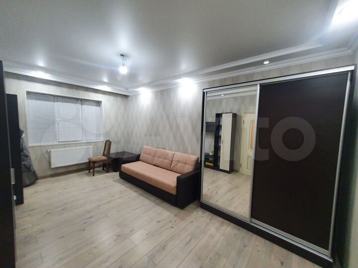 1-к. квартира, 36 м², 1/10 эт.