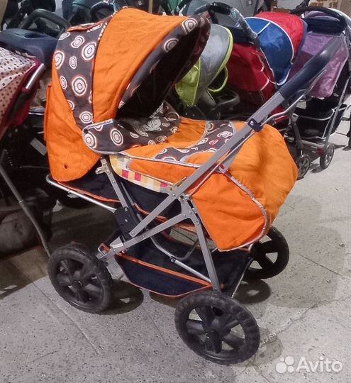 Коляска прогулочная перекидная ручка