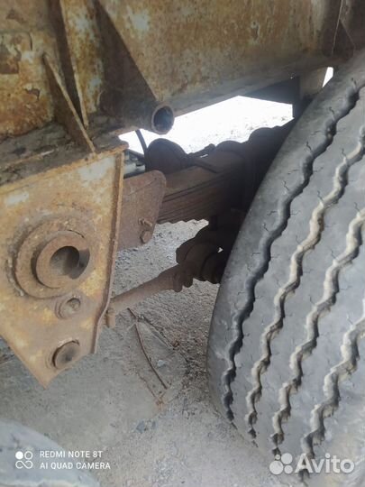 Полуприцеп прицеп лесовозный, сортиментовоз