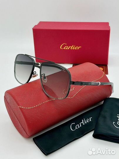 Солнцезащитные очки Cartier