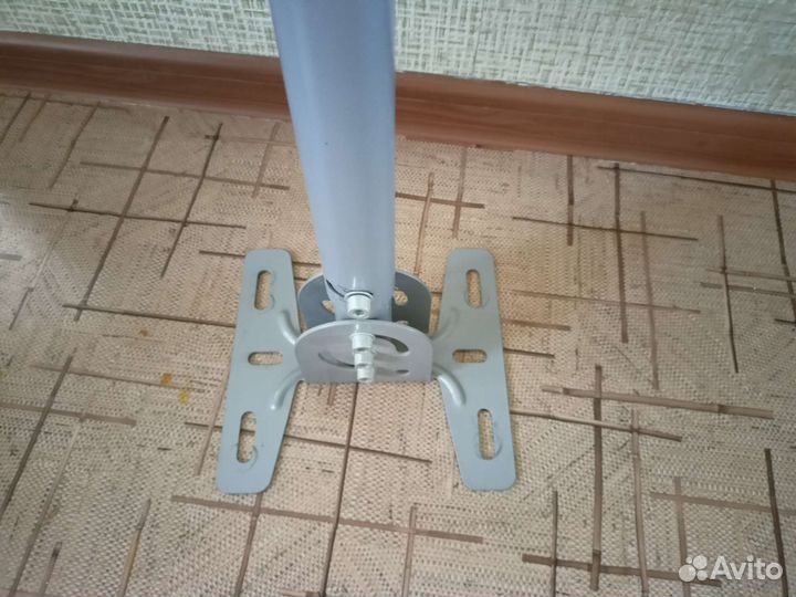 Кронштейн крепление под проектор/телевизор