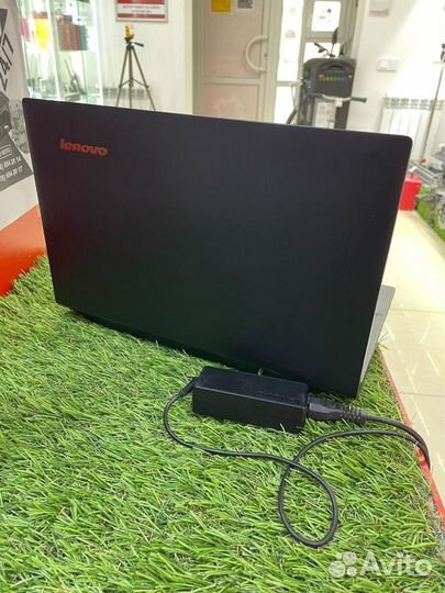 Ноутбук Lenovo b590