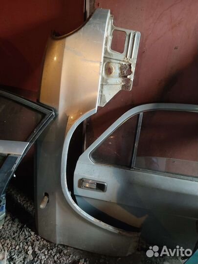 Крыло переднее правое газ 31105