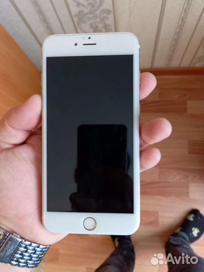 Телефон iPhone 6s plus