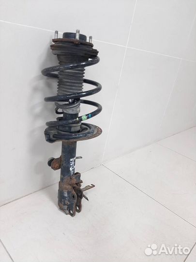 Амортизатор передний правый Mitsubishi Outlander G