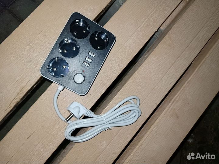 Удлинитель сетевой электрический 3 USB & 4 розетки