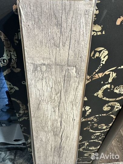 Ламинат новый