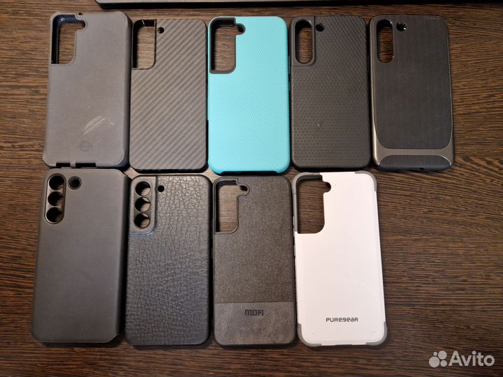 Чехлы на телефон Samsung S22