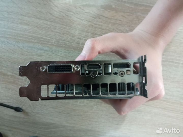 Asus Radeon RX560 4GB