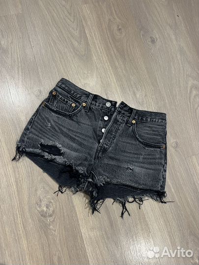 Шорты levis