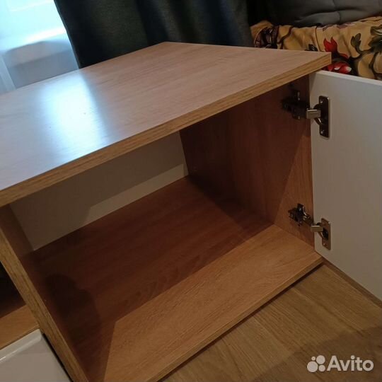 Тумба под телевизор