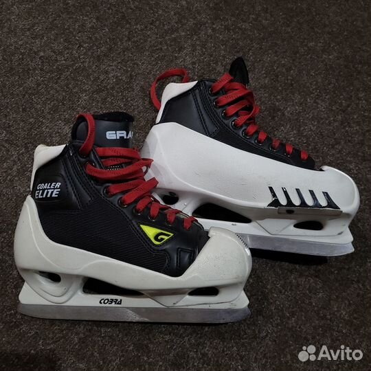 Коньки хоккейные