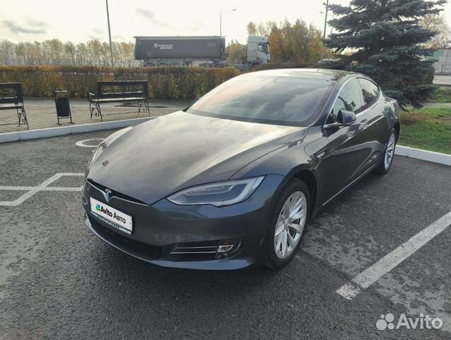 Tesla Model S AT, 2018, 39 900 км с пробегом, цена 3500000 руб.