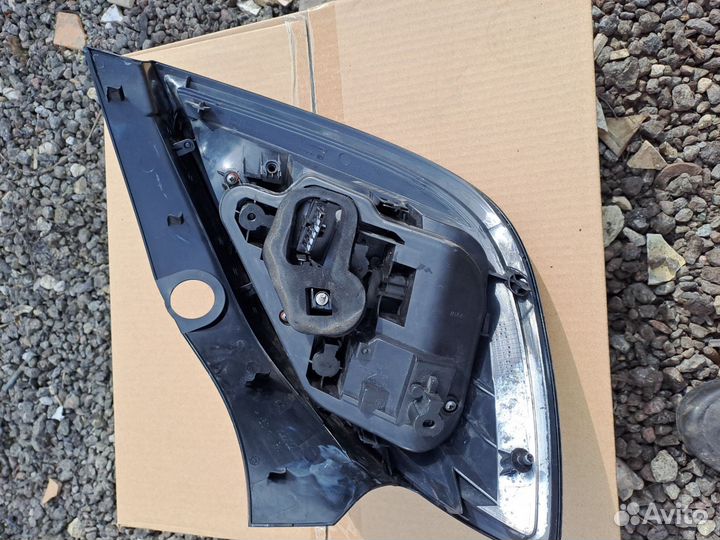 Фонарь задний правый Opel Astra H оригинал