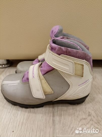 Лыжные ботинки