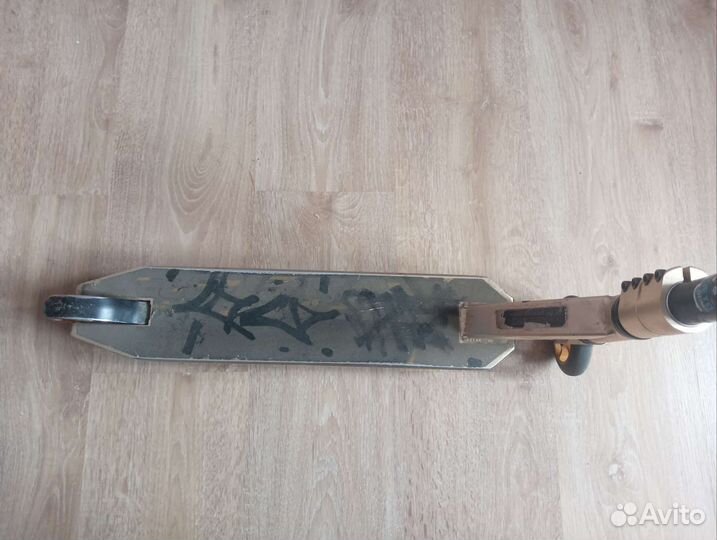 Трюковой самокат